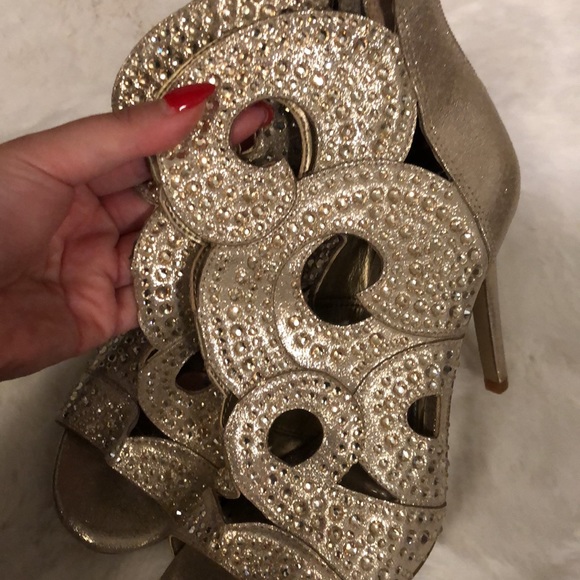 Gianni Bini swarovski gold high heels size 6 - Picture 2 of 6